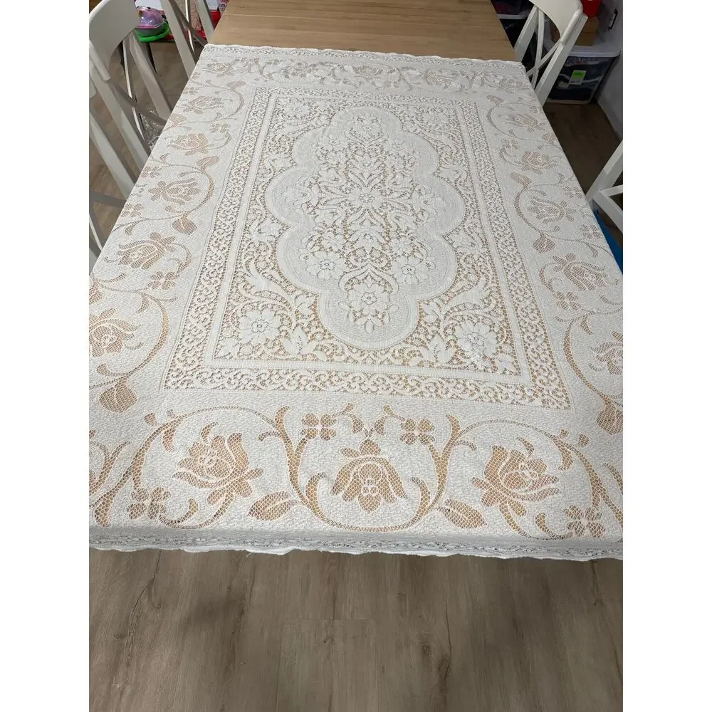 VINTAGE Lace Tablecloth Floral Cottagecore Farmhouse White Rectangular Cotton